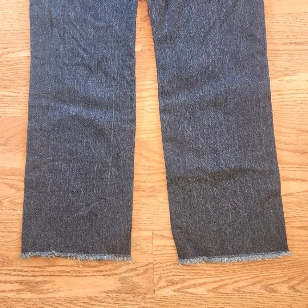 NWT WeWoreWhat Frayed WB Straight Jean in True Blue, Size 28